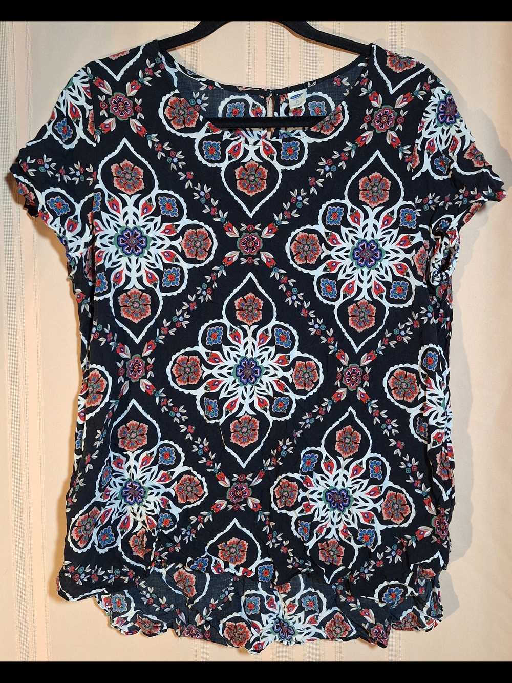 OLD NAVY Medallion Print Short Sleeve Blouse